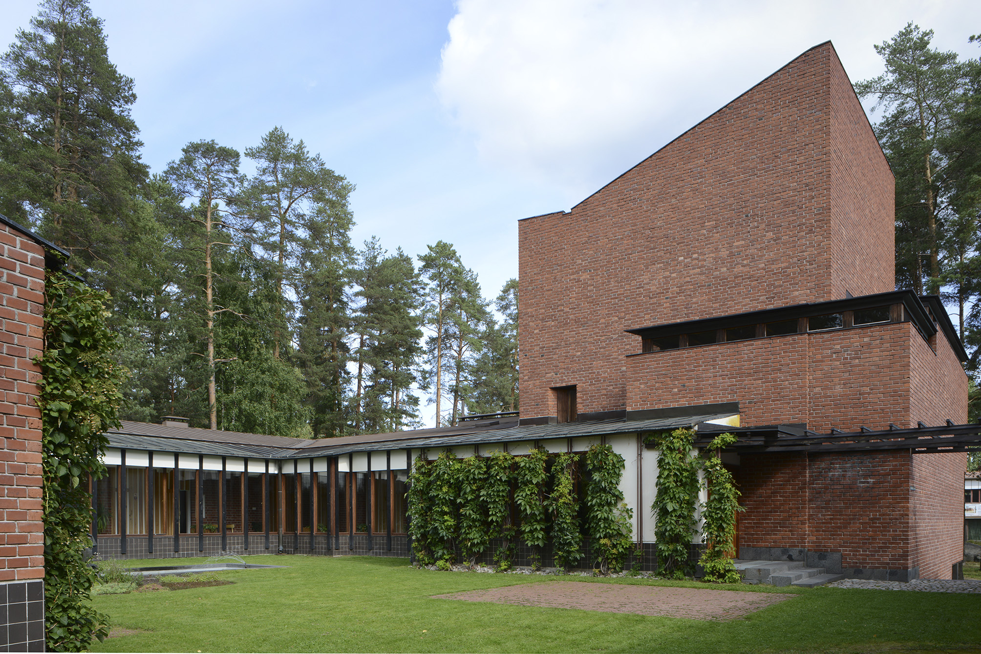 Финский архитектор аалто. Säynätsalo town hall алвар аалто. Алвар аалто проекты. Алвар аалто проекты. Постройки алвара аалто.